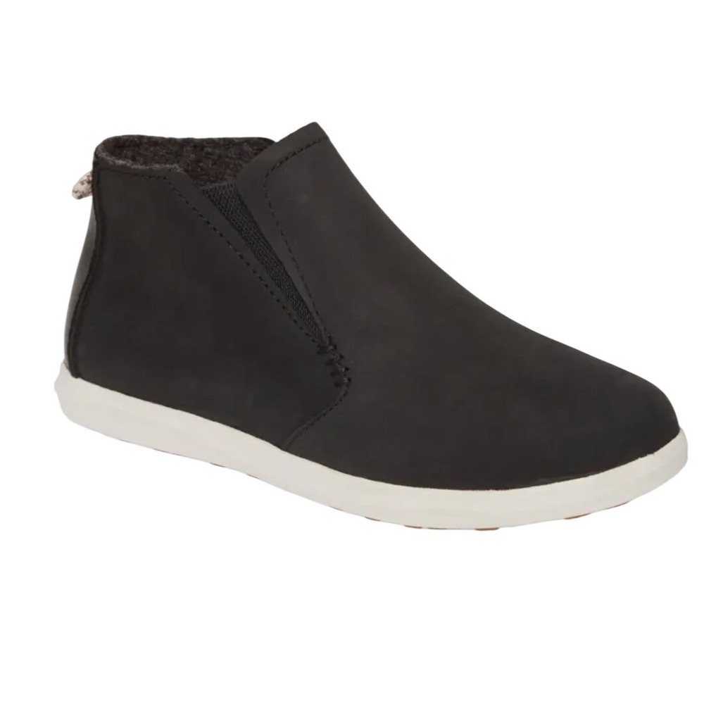 OluKai Hawai'iloa Manu Hope‎ Waterproof Sneaker Boot Lava Rock Black Women 8 EUC